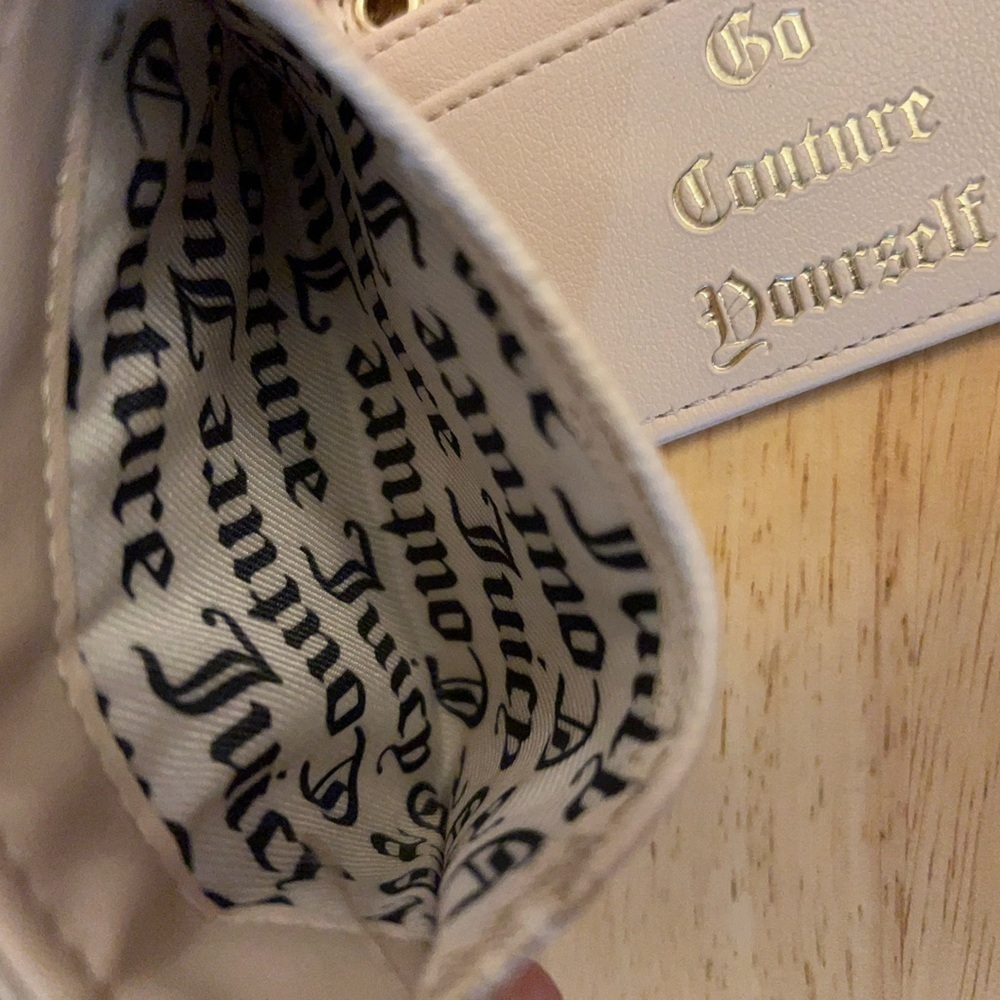 Juicy Couture “Can't Tame Her" bifold wallet with a pullout card holder. - Picture 12 of 16